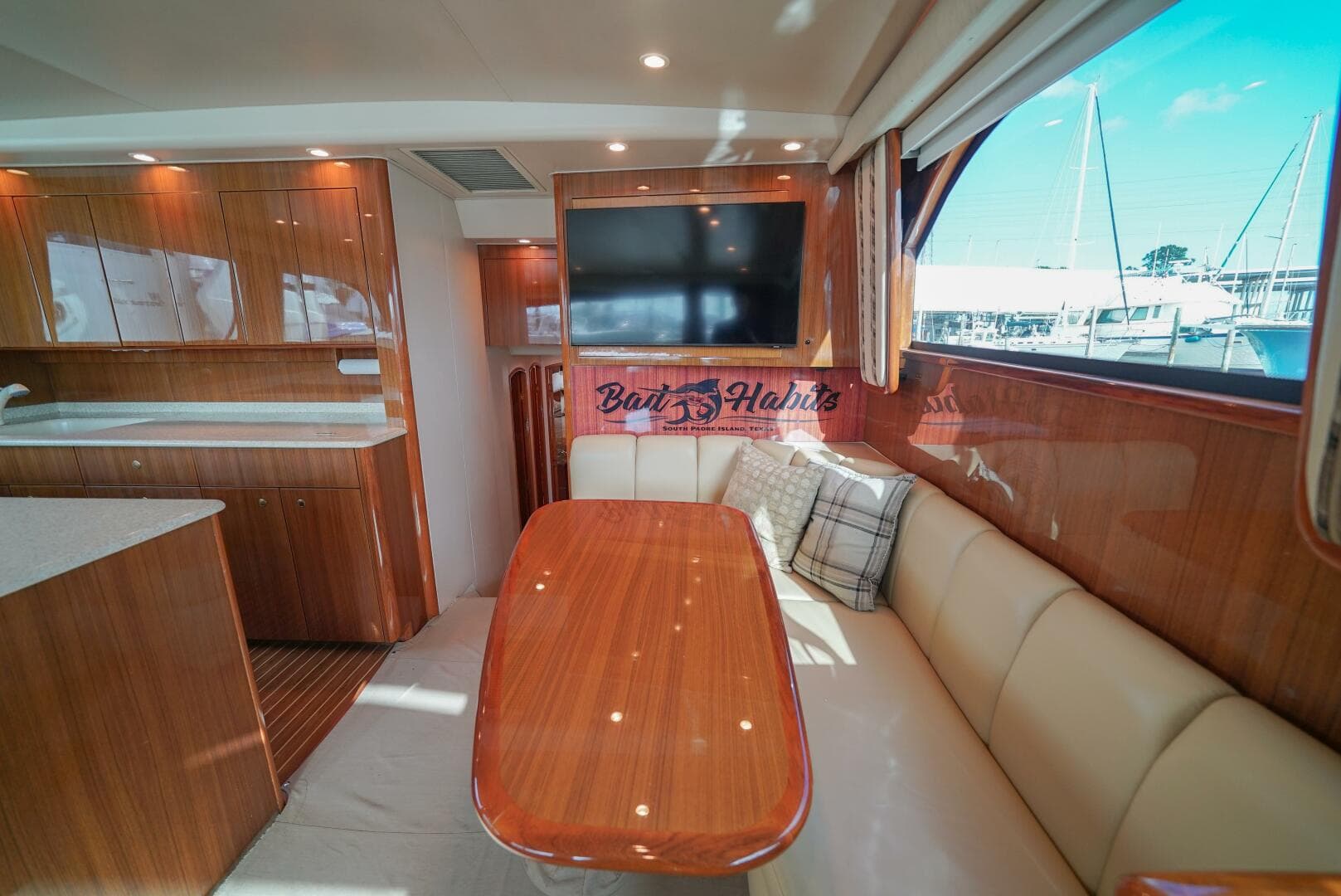 2007 Viking 45 Convertible — photo 5