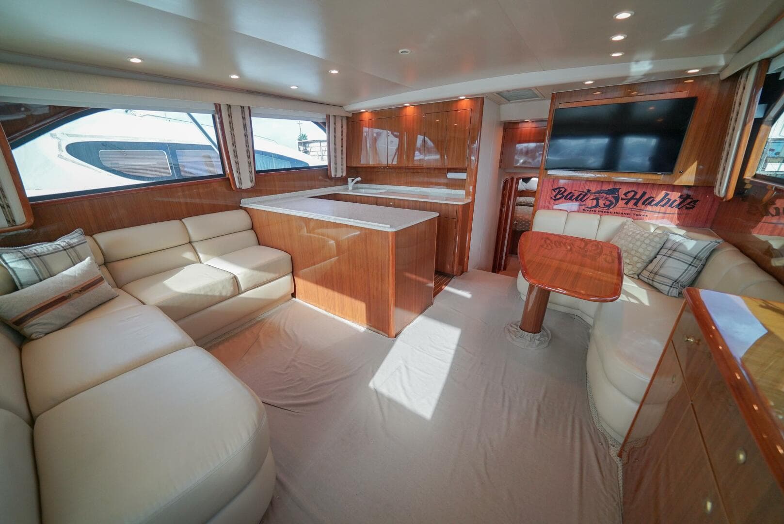 2007 Viking 45 Convertible — photo 2