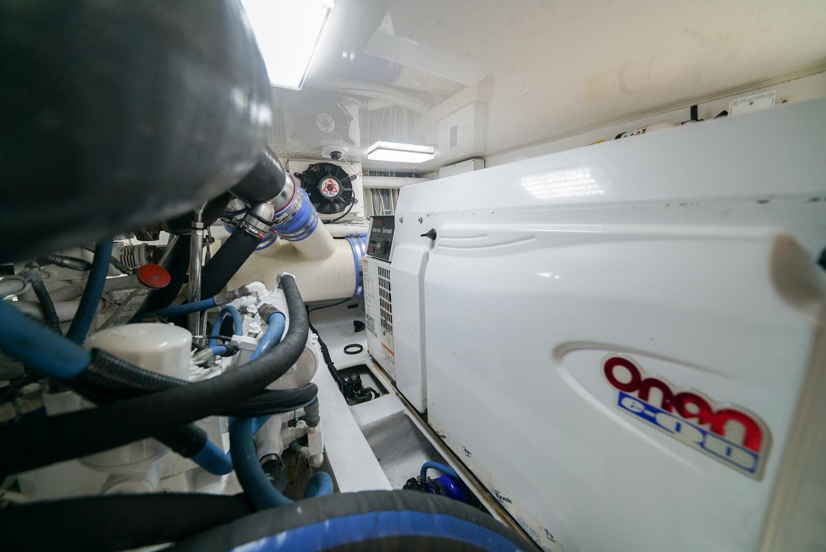 2007 Viking 45 Convertible — photo 56