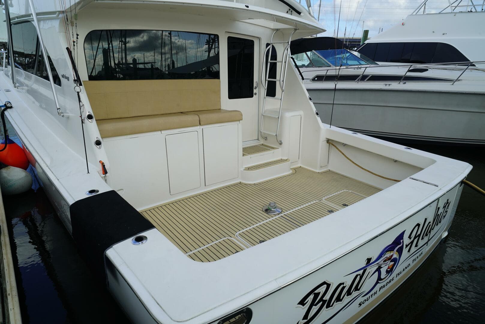 2007 Viking 45 Convertible — photo 65