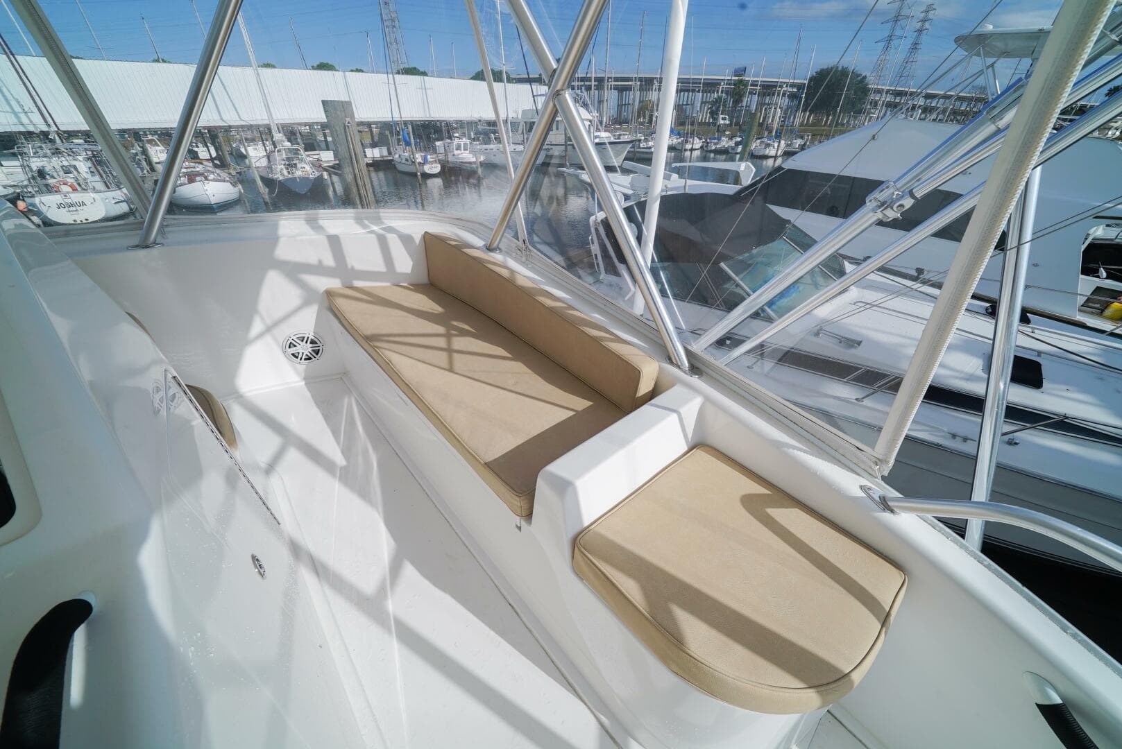 2007 Viking 45 Convertible — photo 44