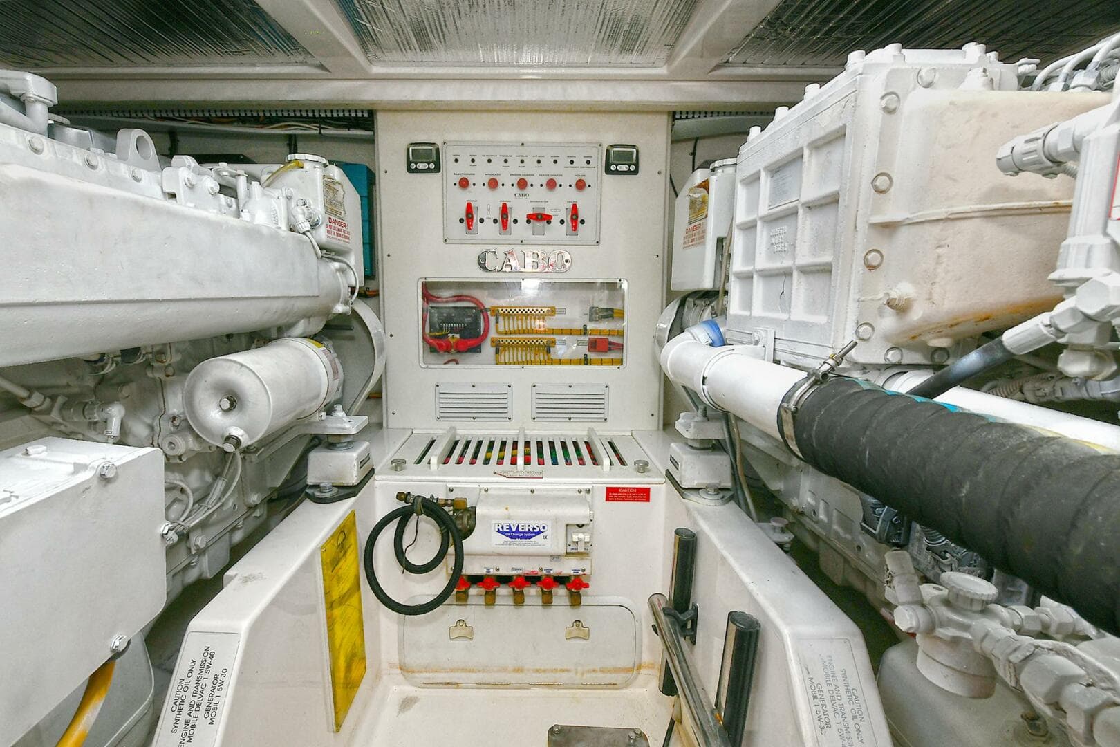 2007 Cabo Express With Tower — photo 28