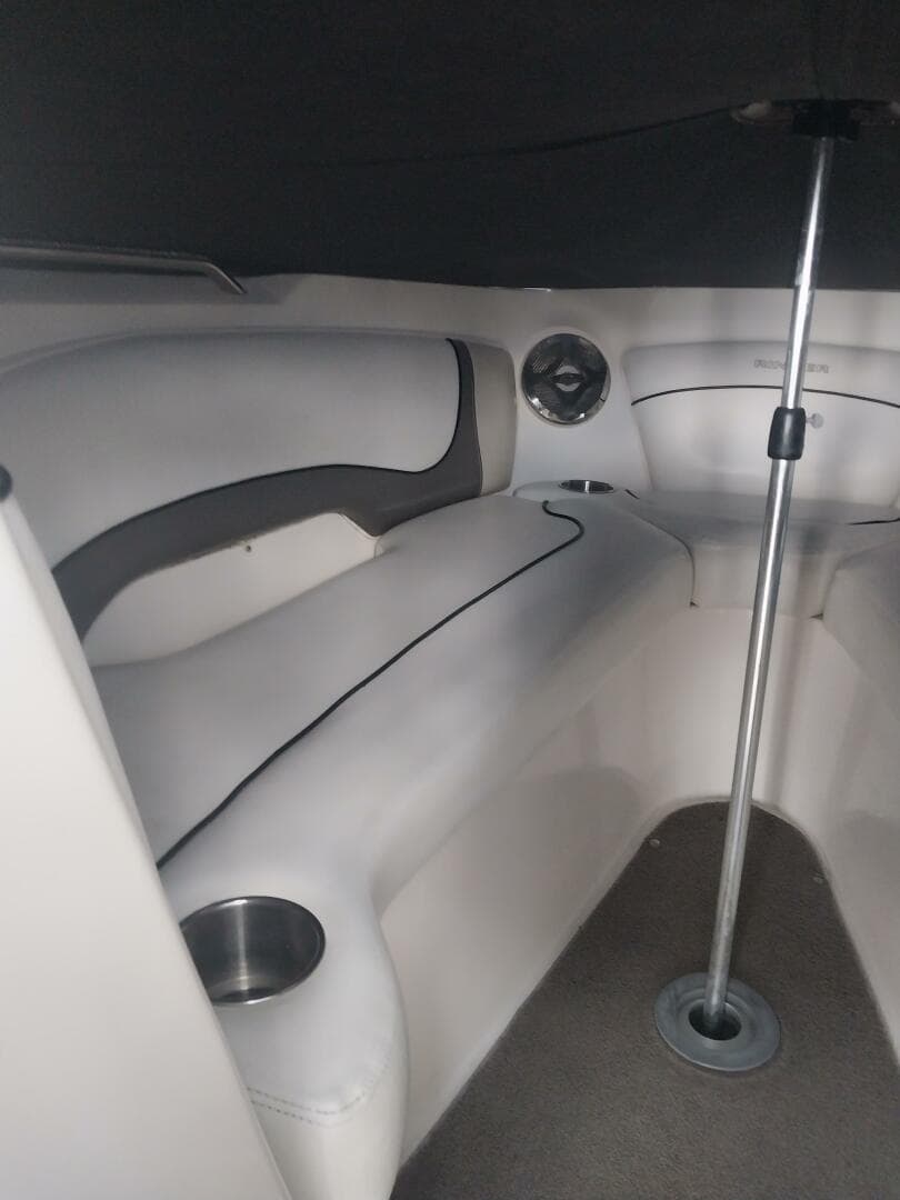 2009 Rinker 296 — photo 10