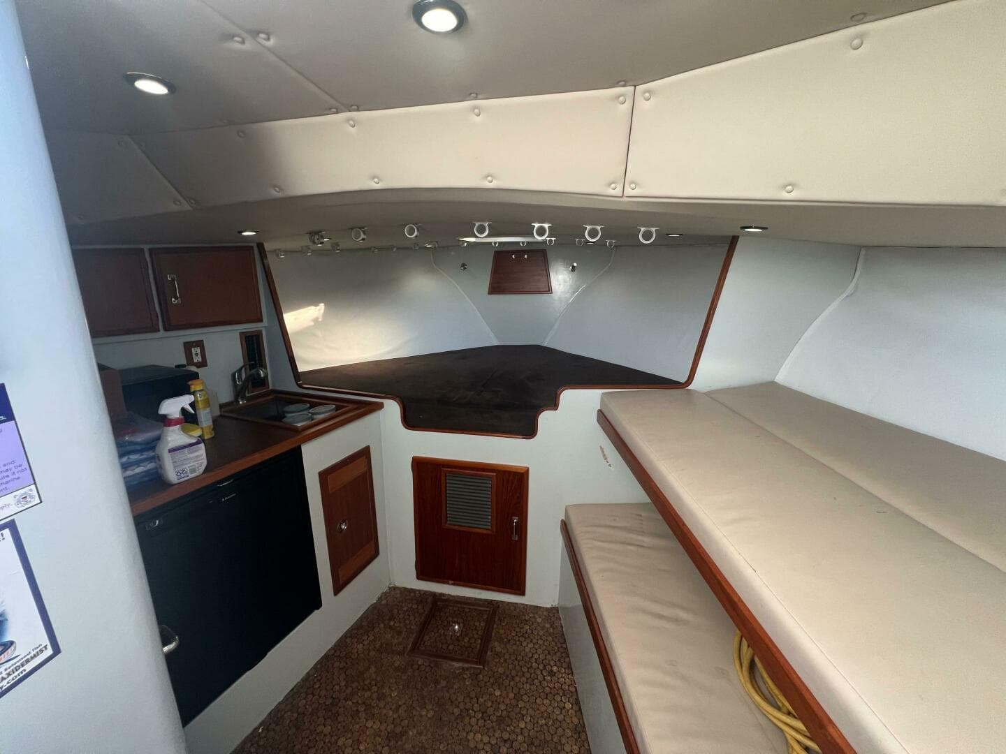 1998 Jersey Cape 36 Express — photo 6