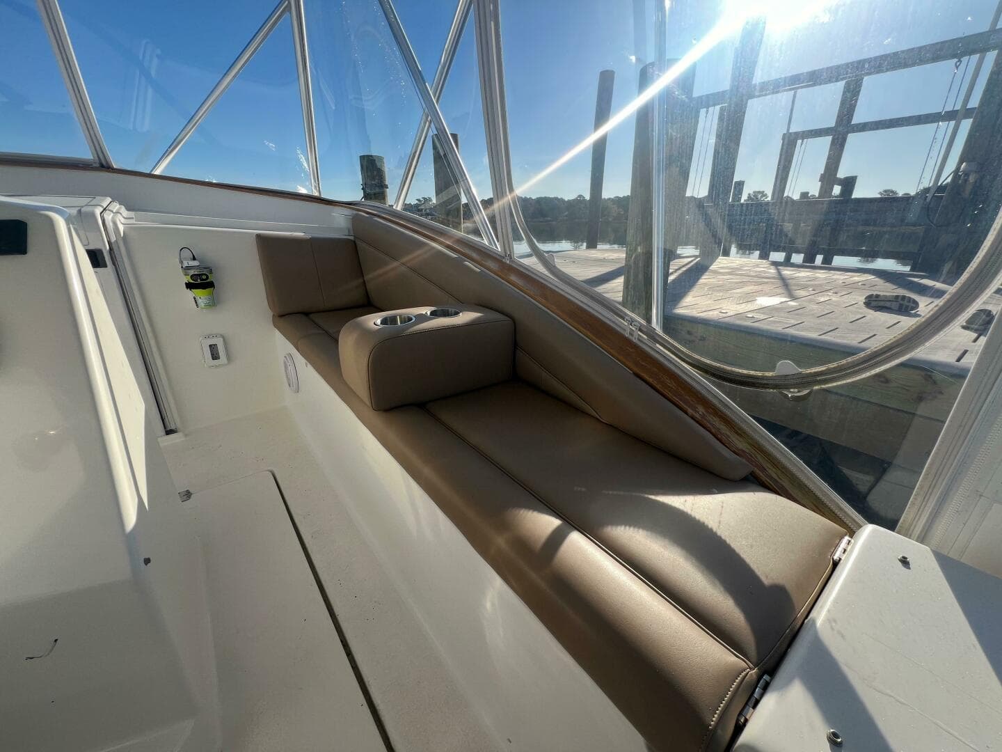 1998 Jersey Cape 36 Express — photo 18