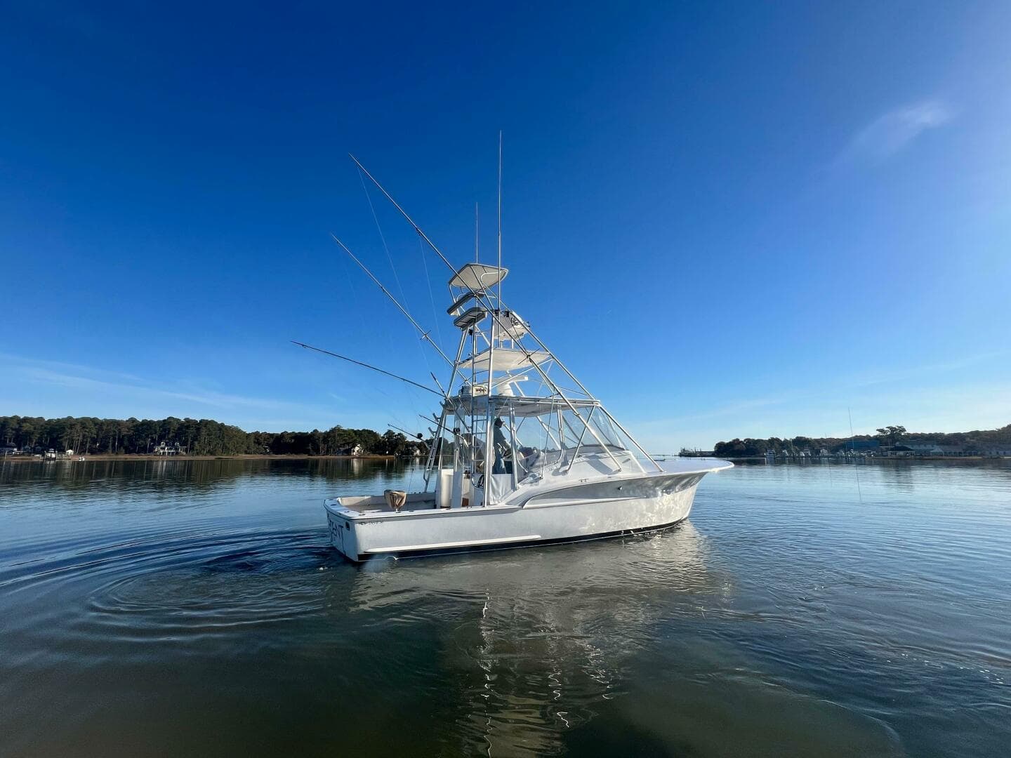 1998 Jersey Cape 36 Express — photo 4