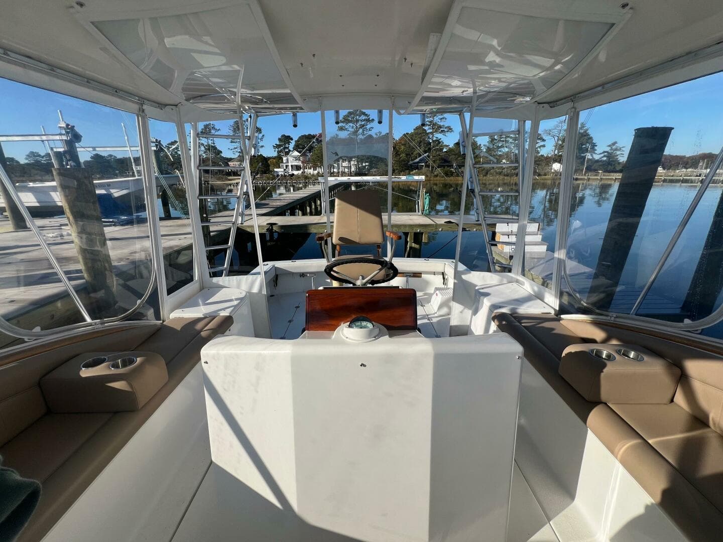 1998 Jersey Cape 36 Express — photo 17