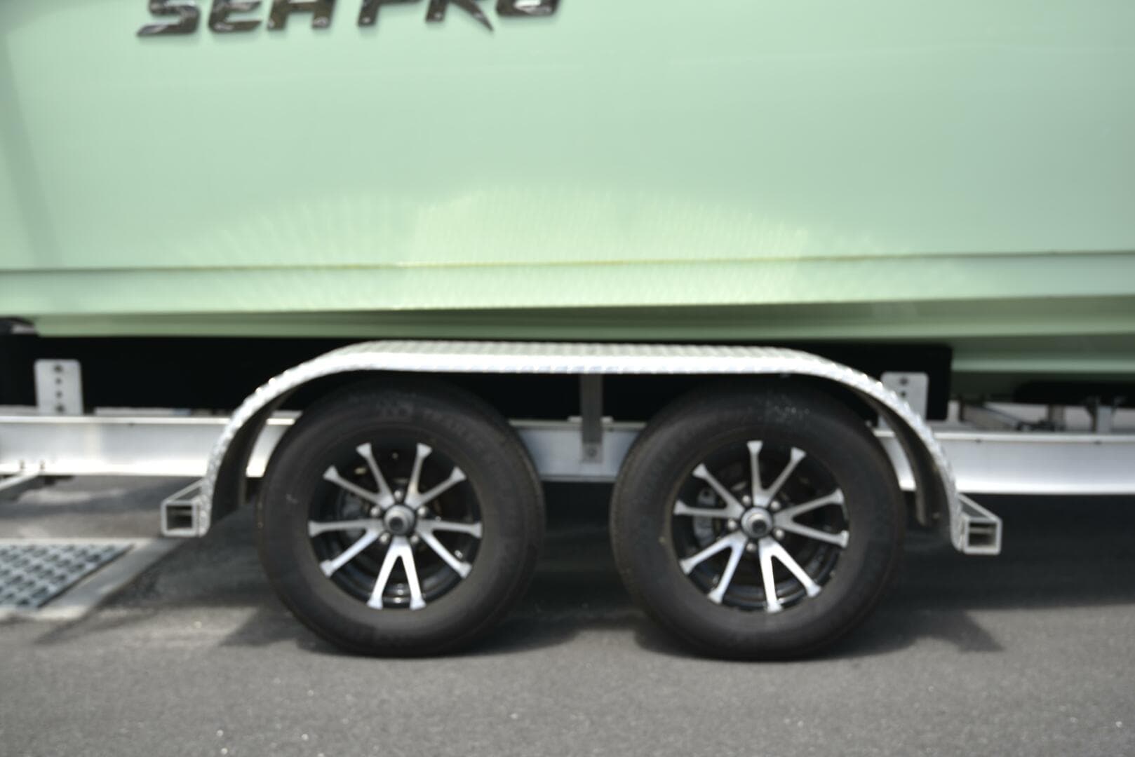 2023 Sea Pro 239 Deep V Dlx — photo 13