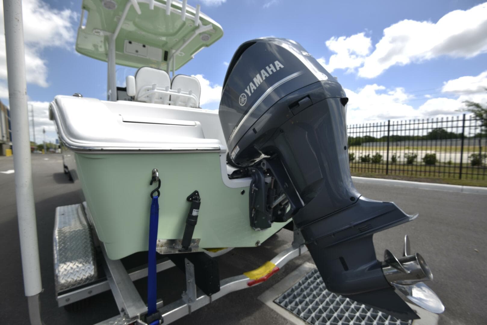 2023 Sea Pro 239 Deep V Dlx — photo 4