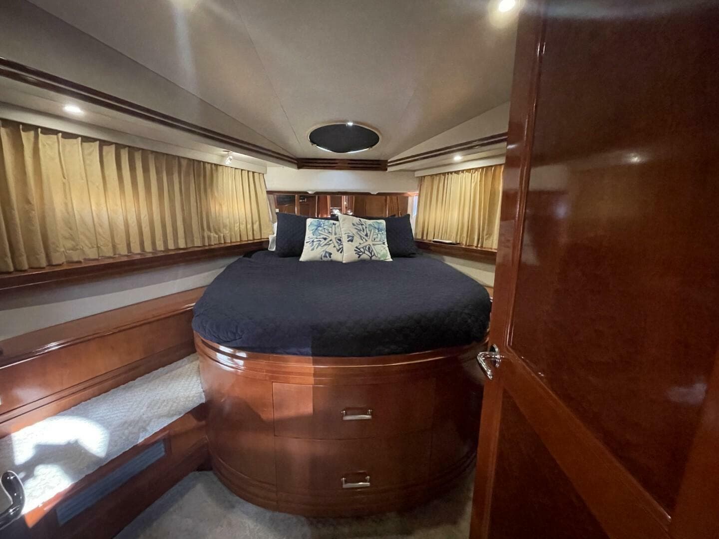 2006 Carver — photo 45