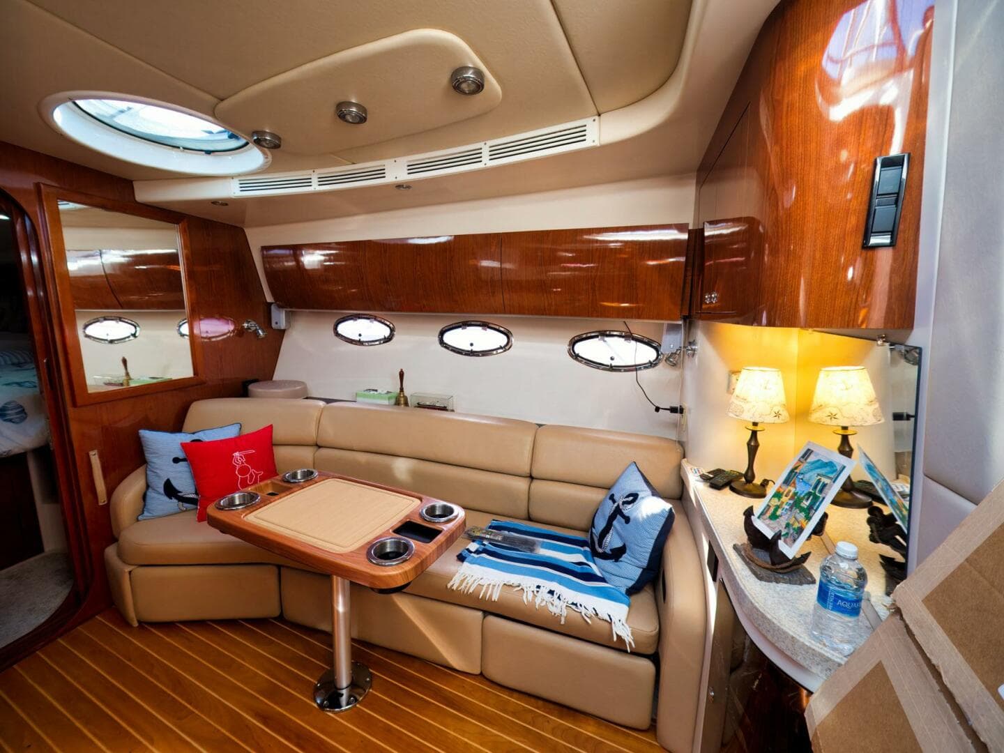 2008 Regal Commodore 4060 — photo 5