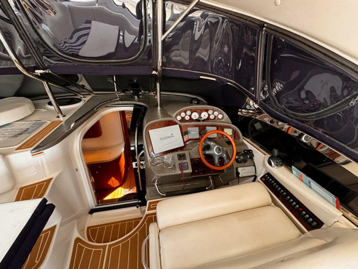 2008 Regal Commodore 4060 — photo 19