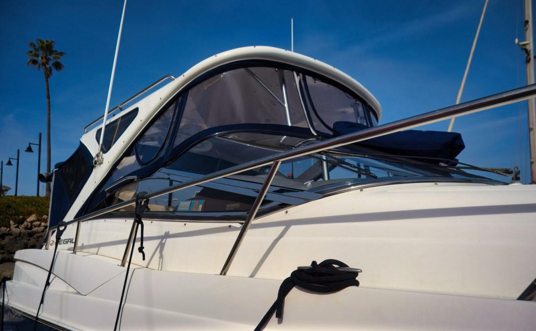 2008 Regal Commodore 4060 — photo 13