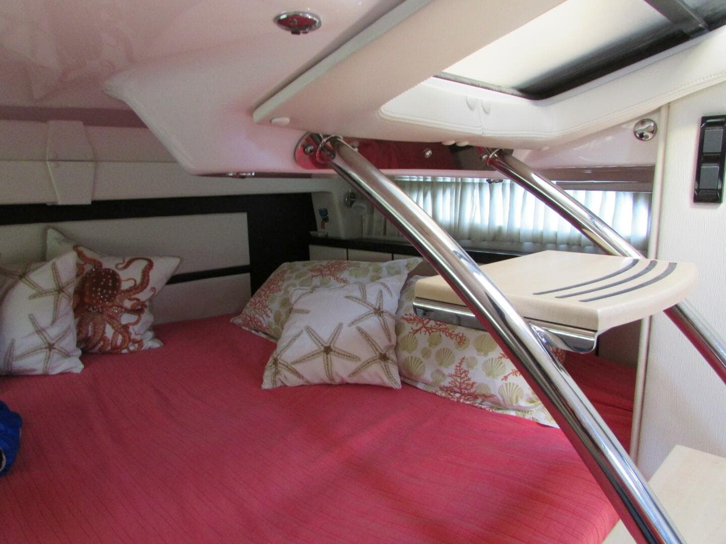 2015 Regal Express — photo 25