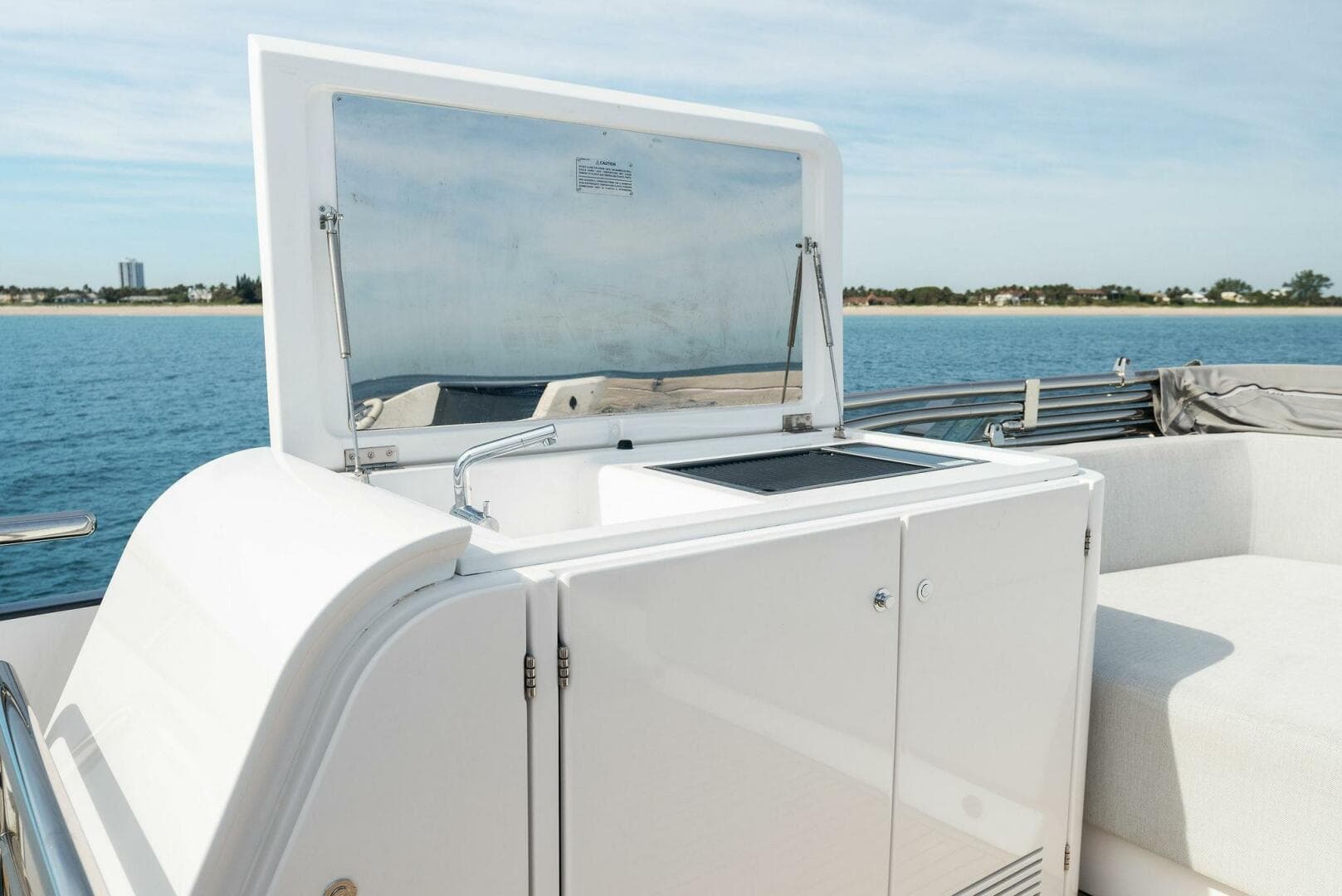 2022 Azimut S8 — photo 19