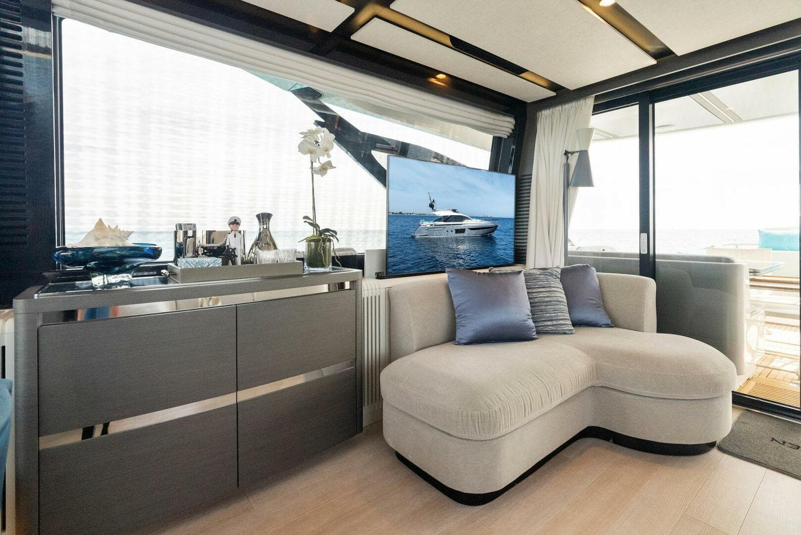 2022 Azimut S8 — photo 22