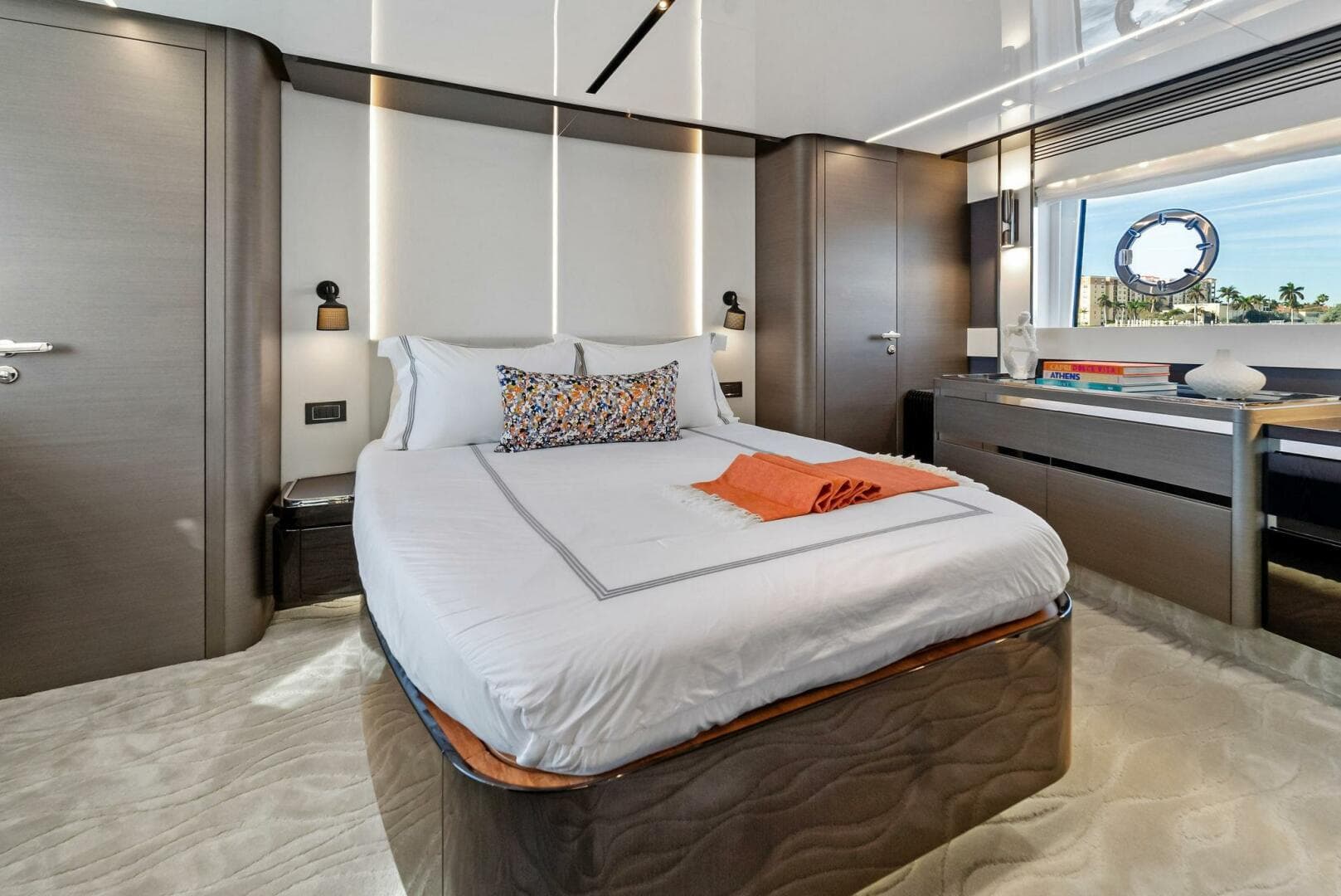 2022 Azimut S8 — photo 29