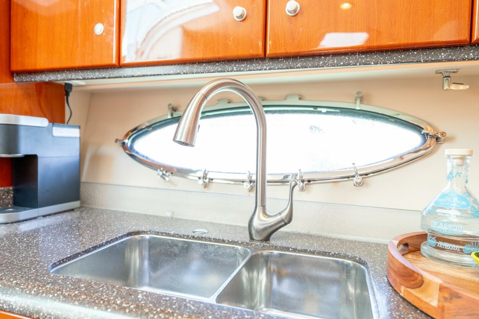 2007 Formula 45 Yacht — photo 88