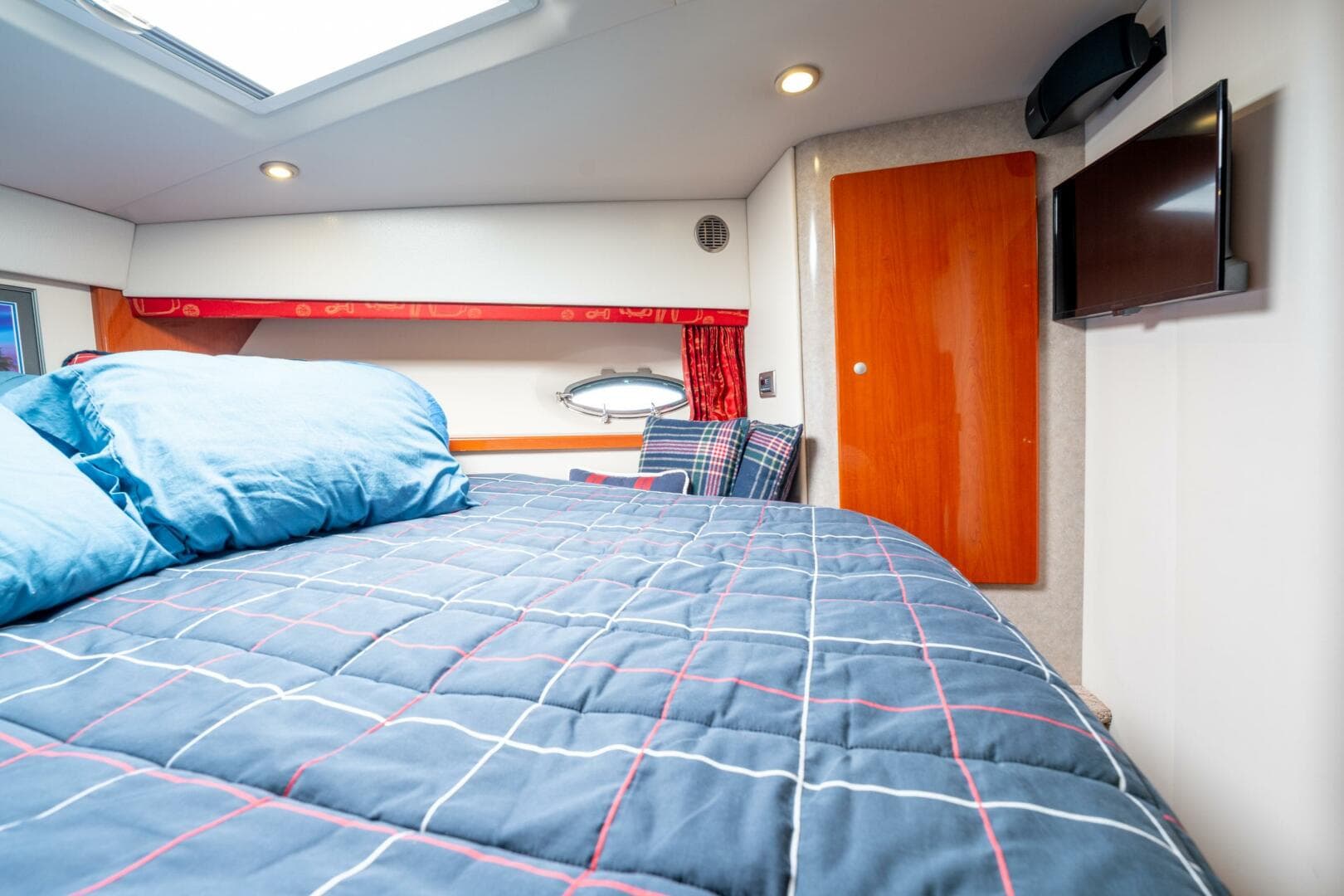 2007 Formula 45 Yacht — photo 74