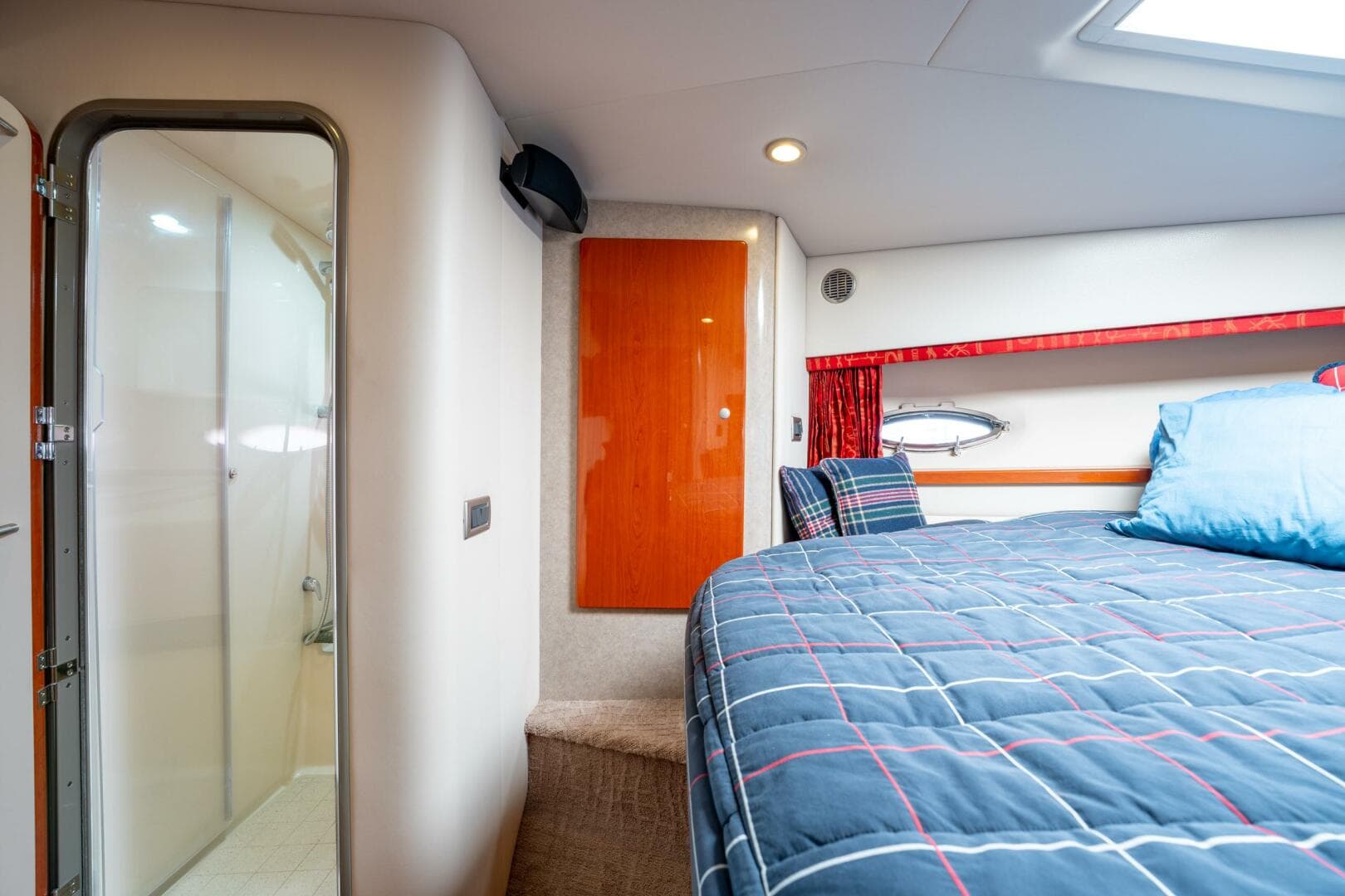 2007 Formula 45 Yacht — photo 75