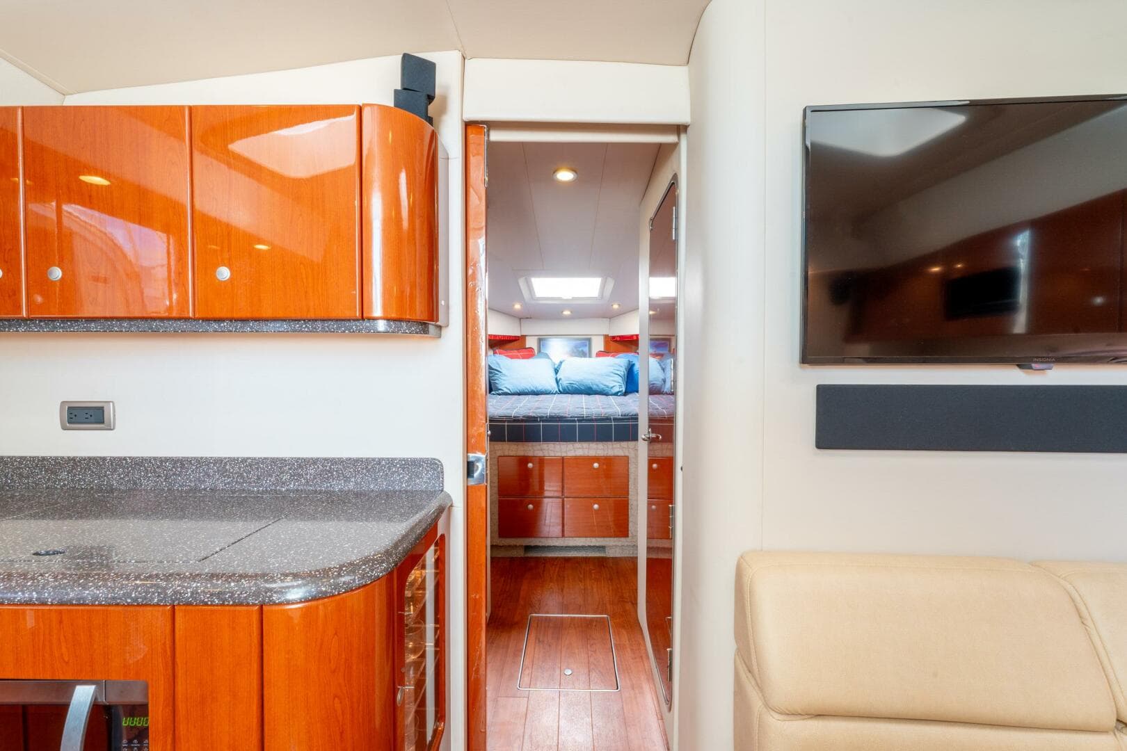 2007 Formula 45 Yacht — photo 78