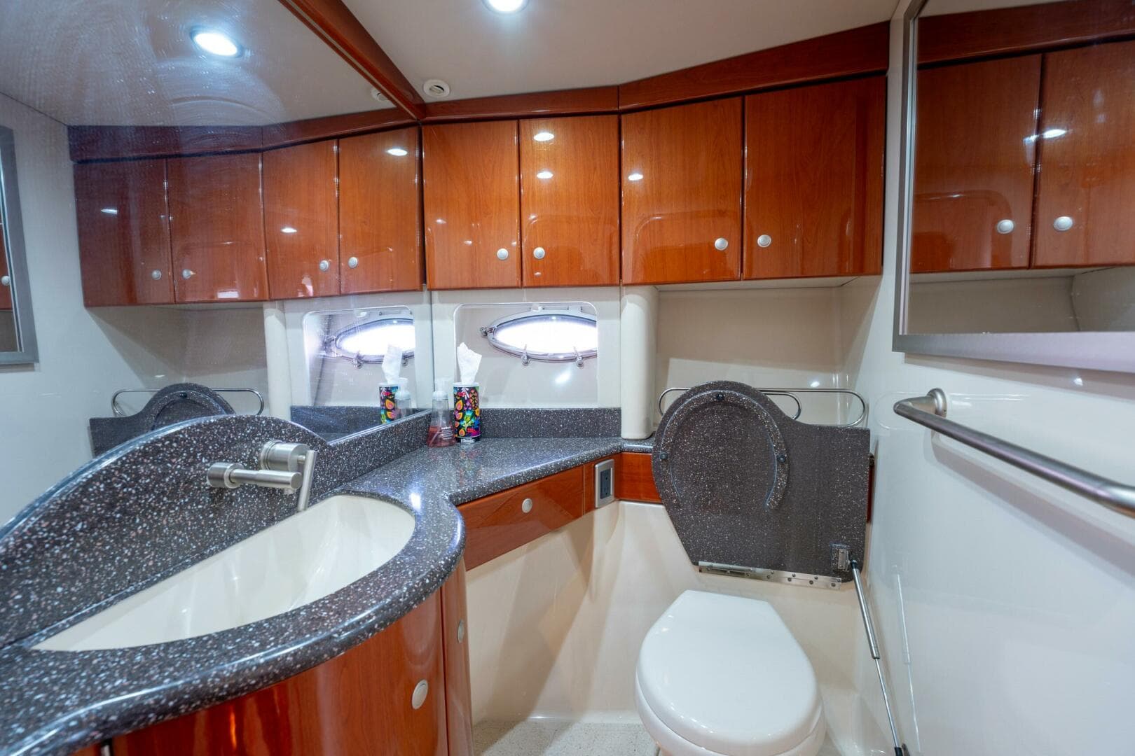 2007 Formula 45 Yacht — photo 67