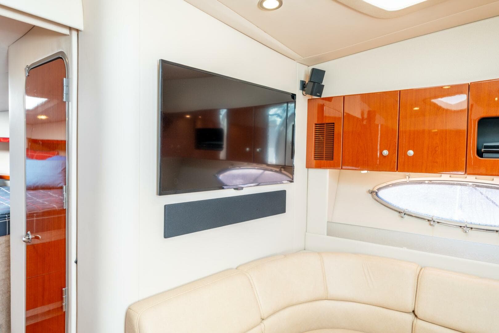 2007 Formula 45 Yacht — photo 89