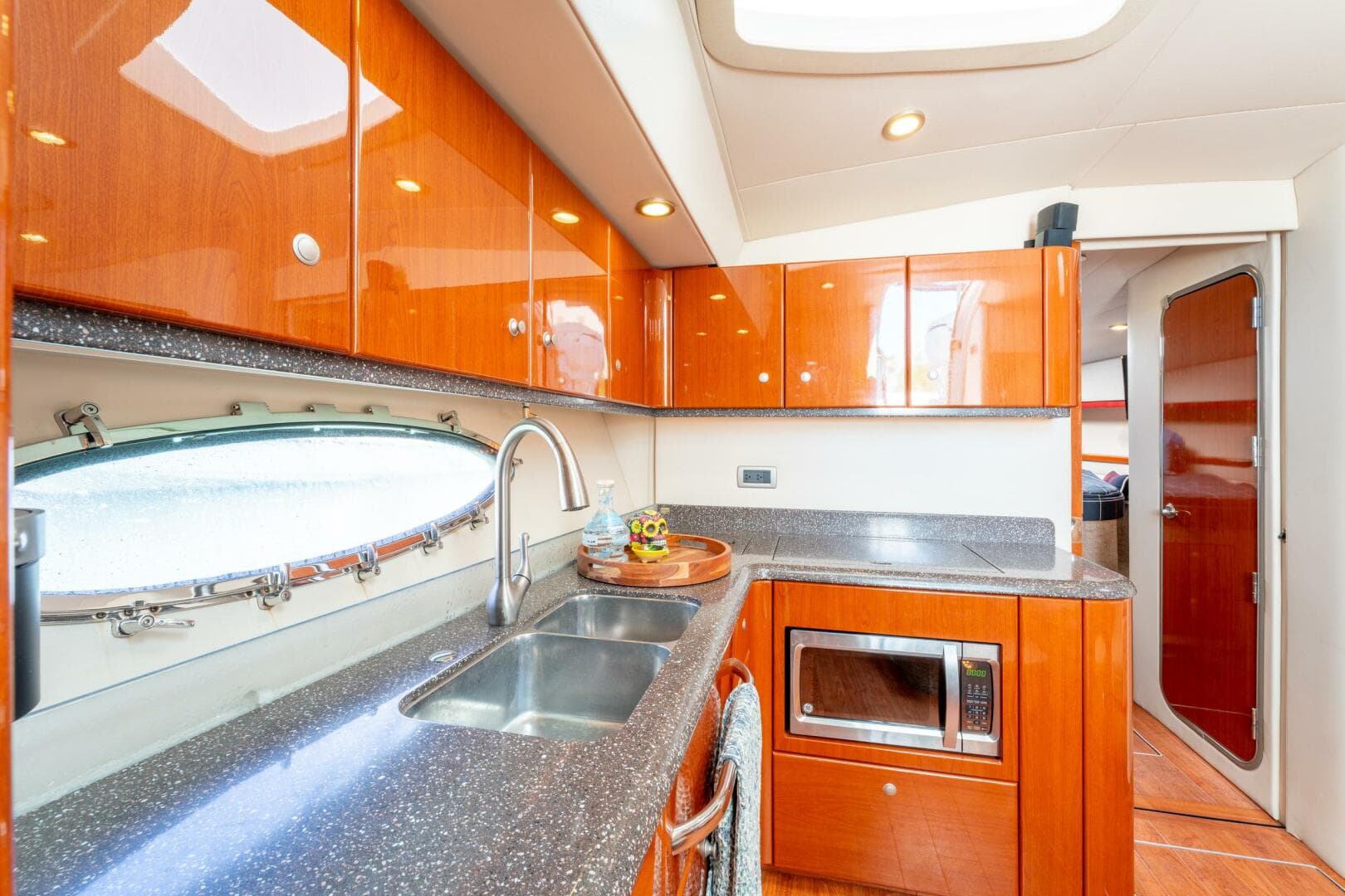 2007 Formula 45 Yacht — photo 76