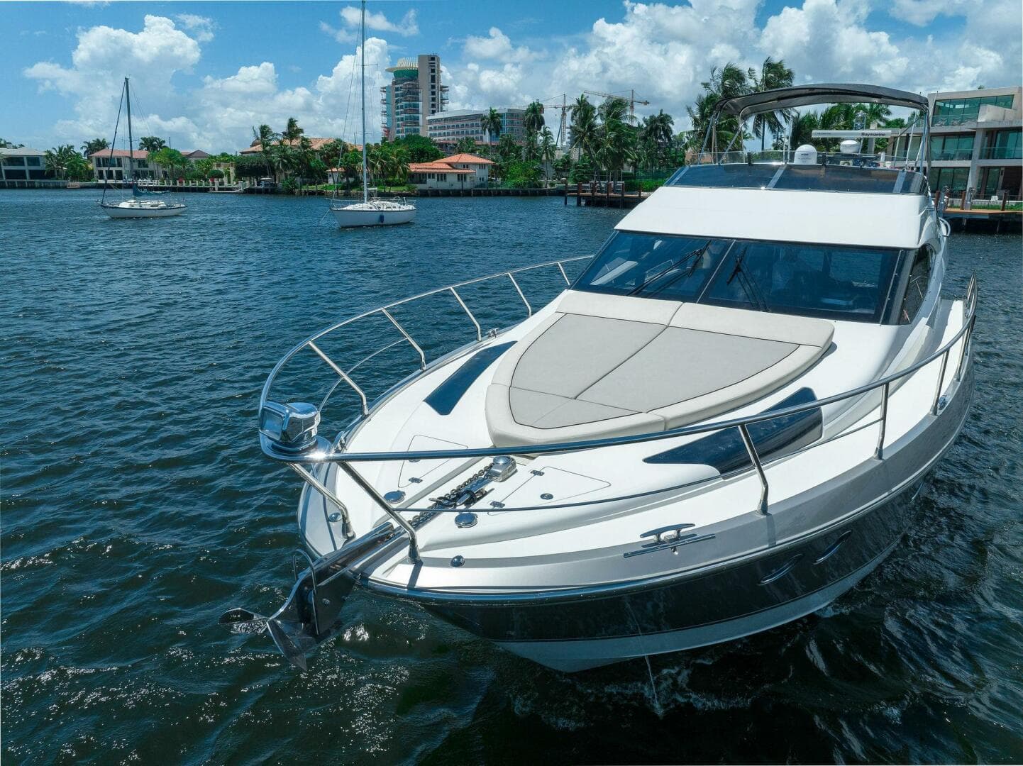 2011 Marquis — photo 9