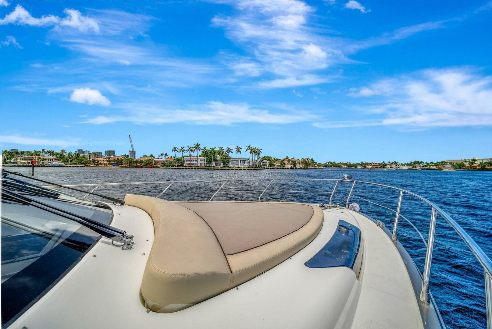 2011 Marquis — photo 24