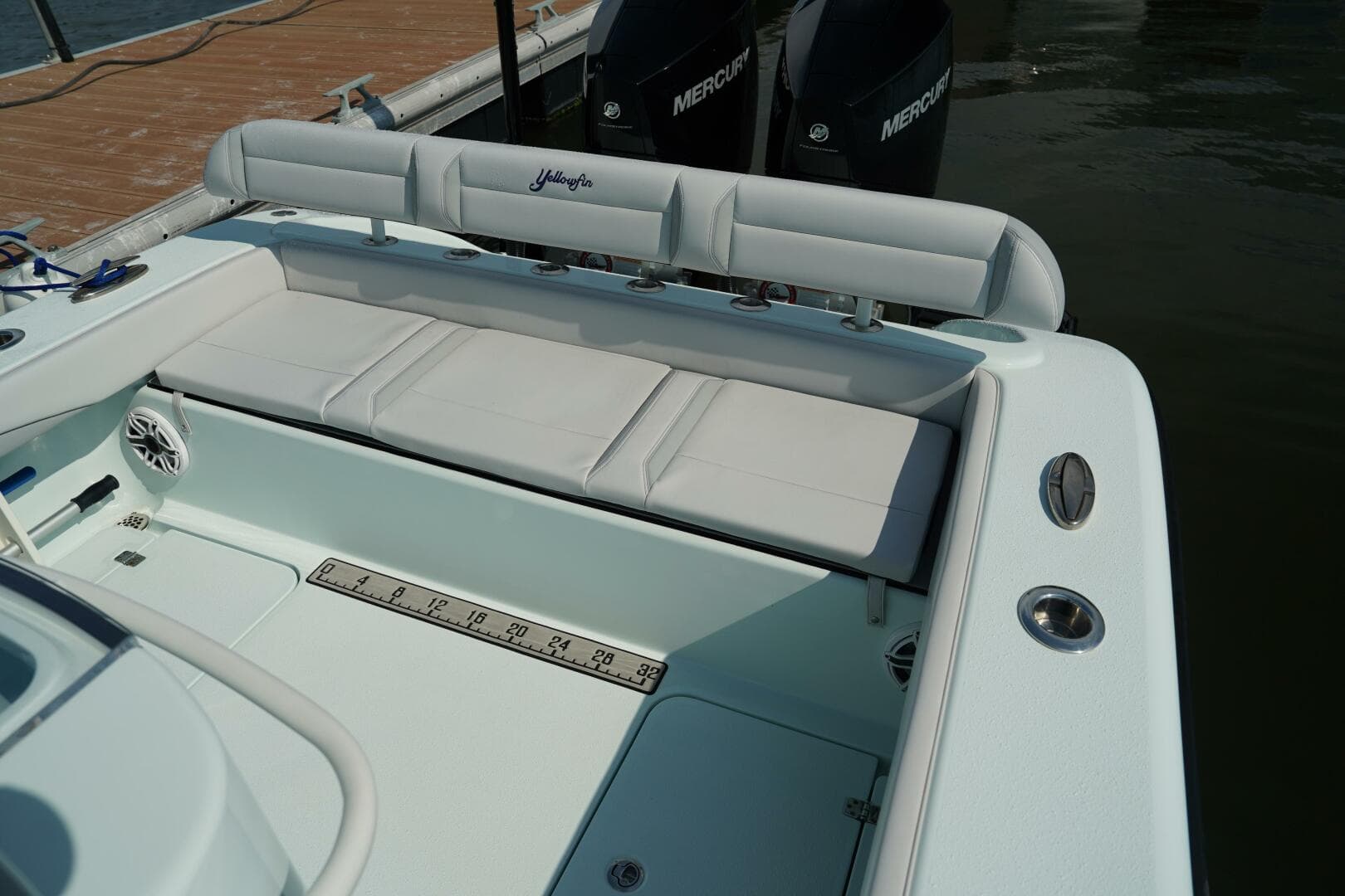 2020 Yellowfin 26 — photo 38