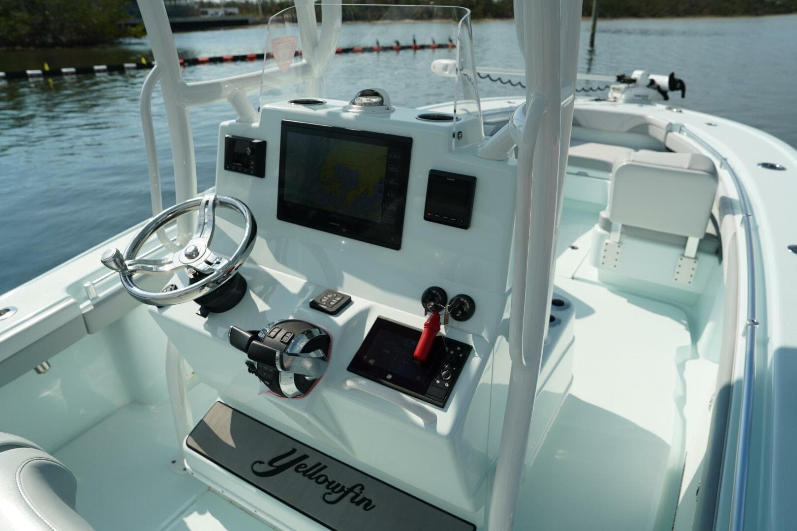 2020 Yellowfin 26 — photo 29
