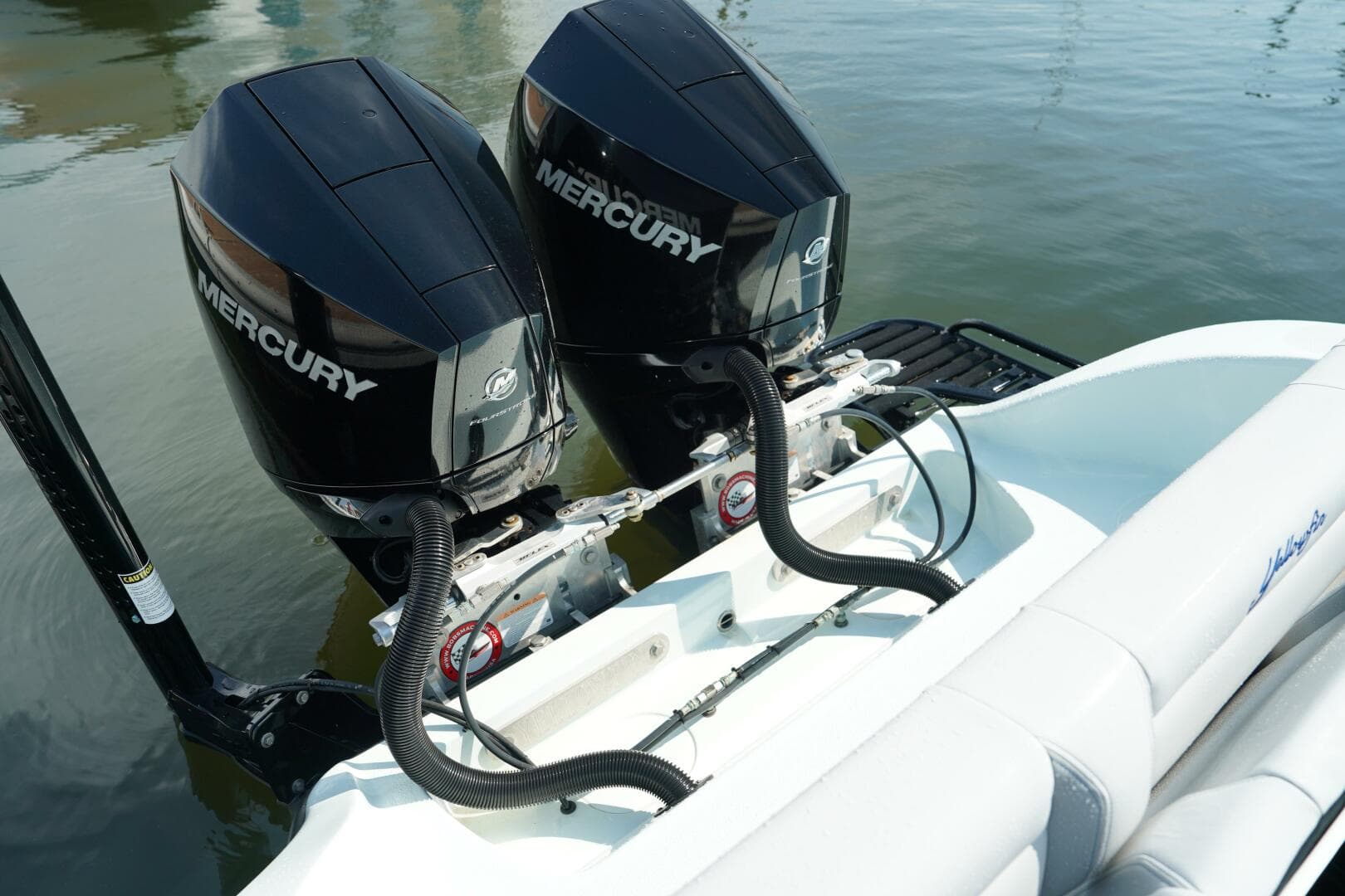 2020 Yellowfin 26 — photo 44