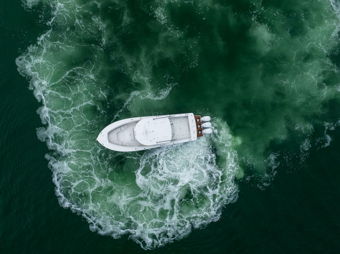 2023 Regulator 37 — photo 14