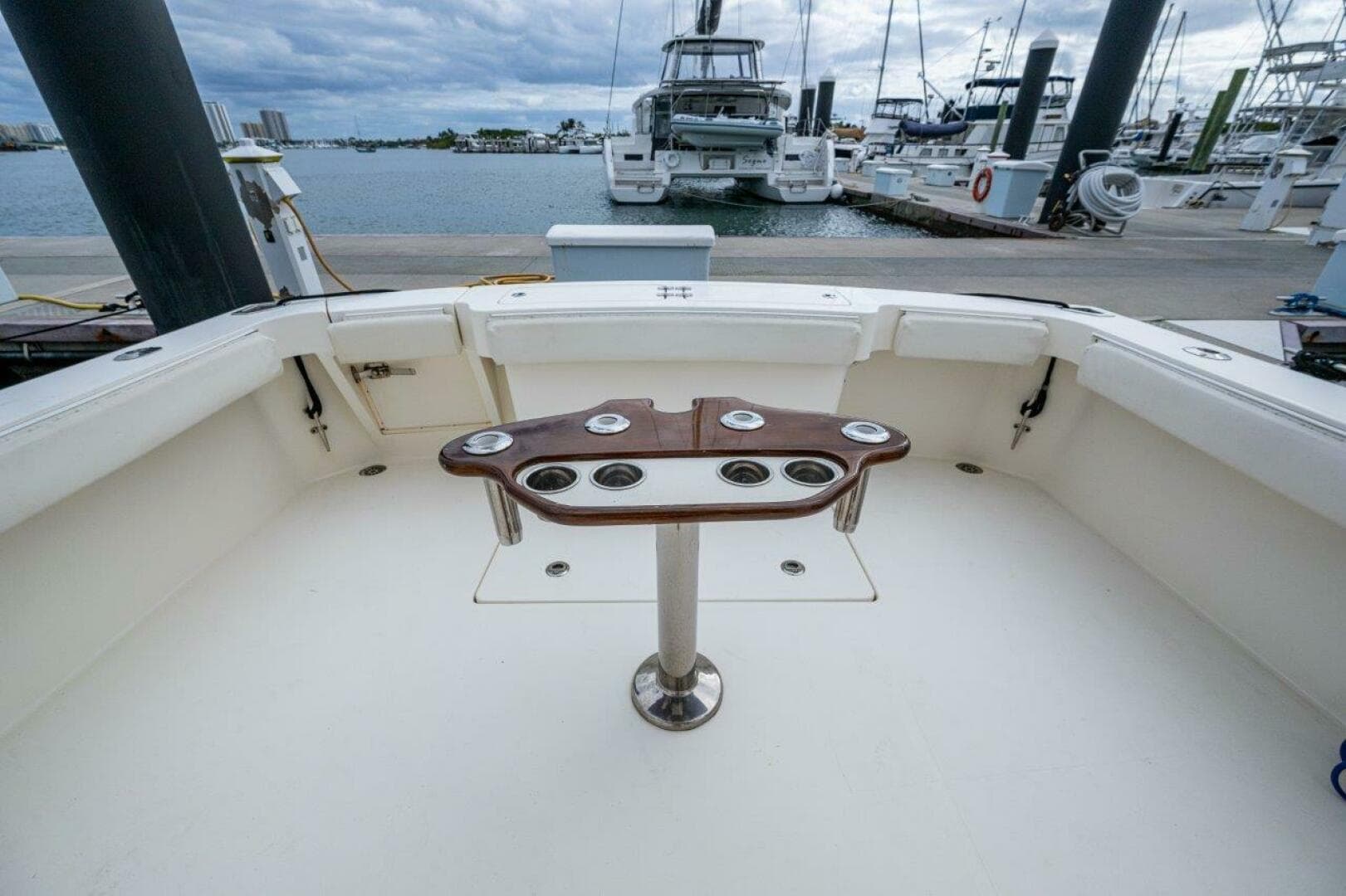 2007 Albemarle 36 Express — photo 9