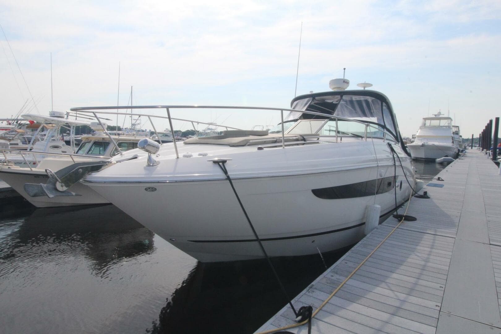 2014 Sea Ray 350 Sundancer — photo 2