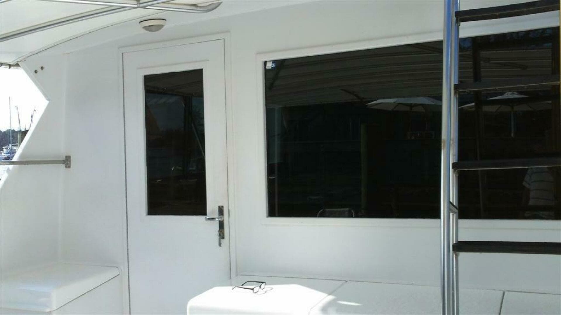 1987 Hatteras — photo 46