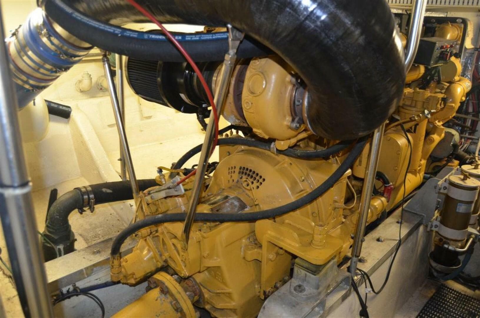 1987 Hatteras — photo 9