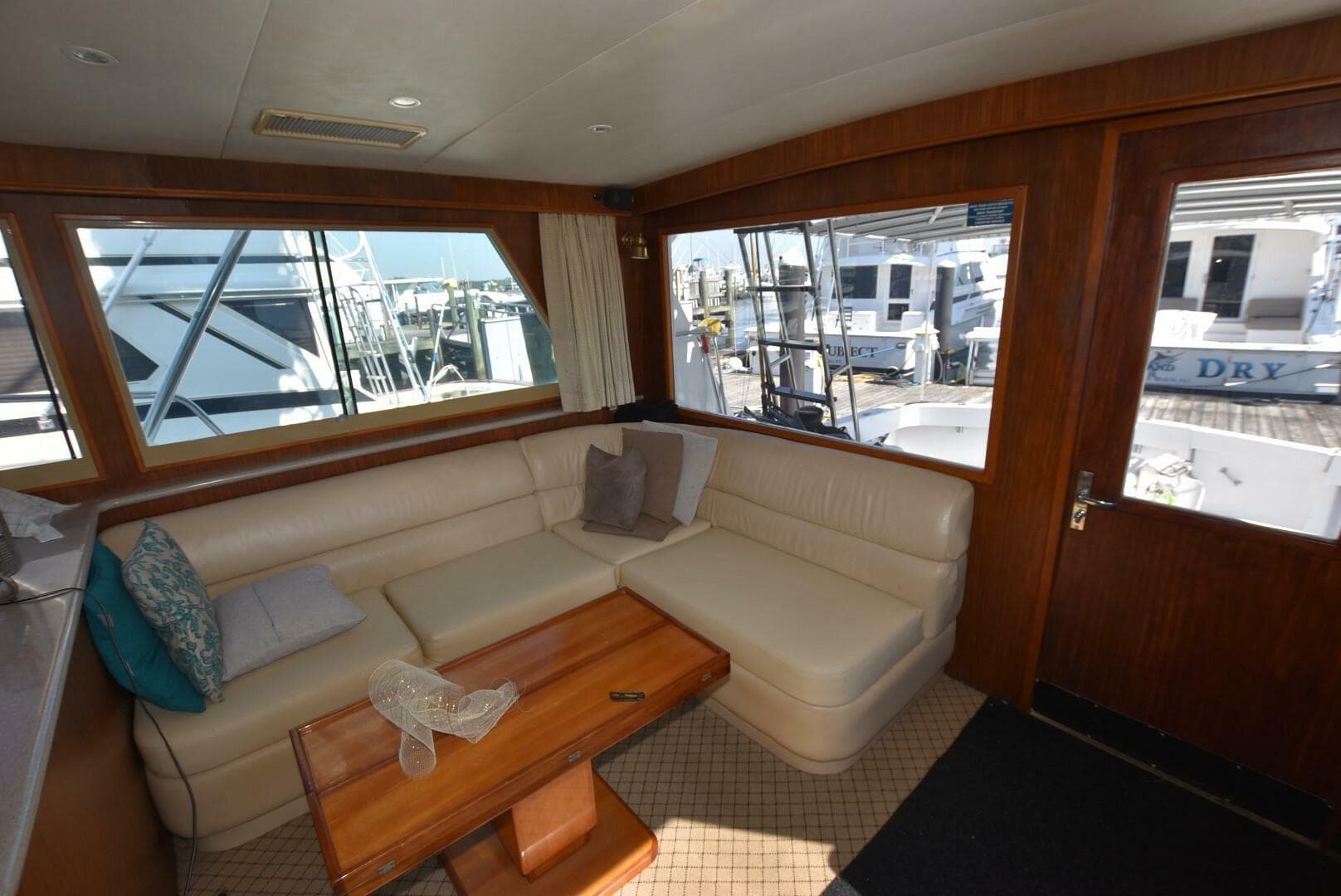 1987 Hatteras — photo 20