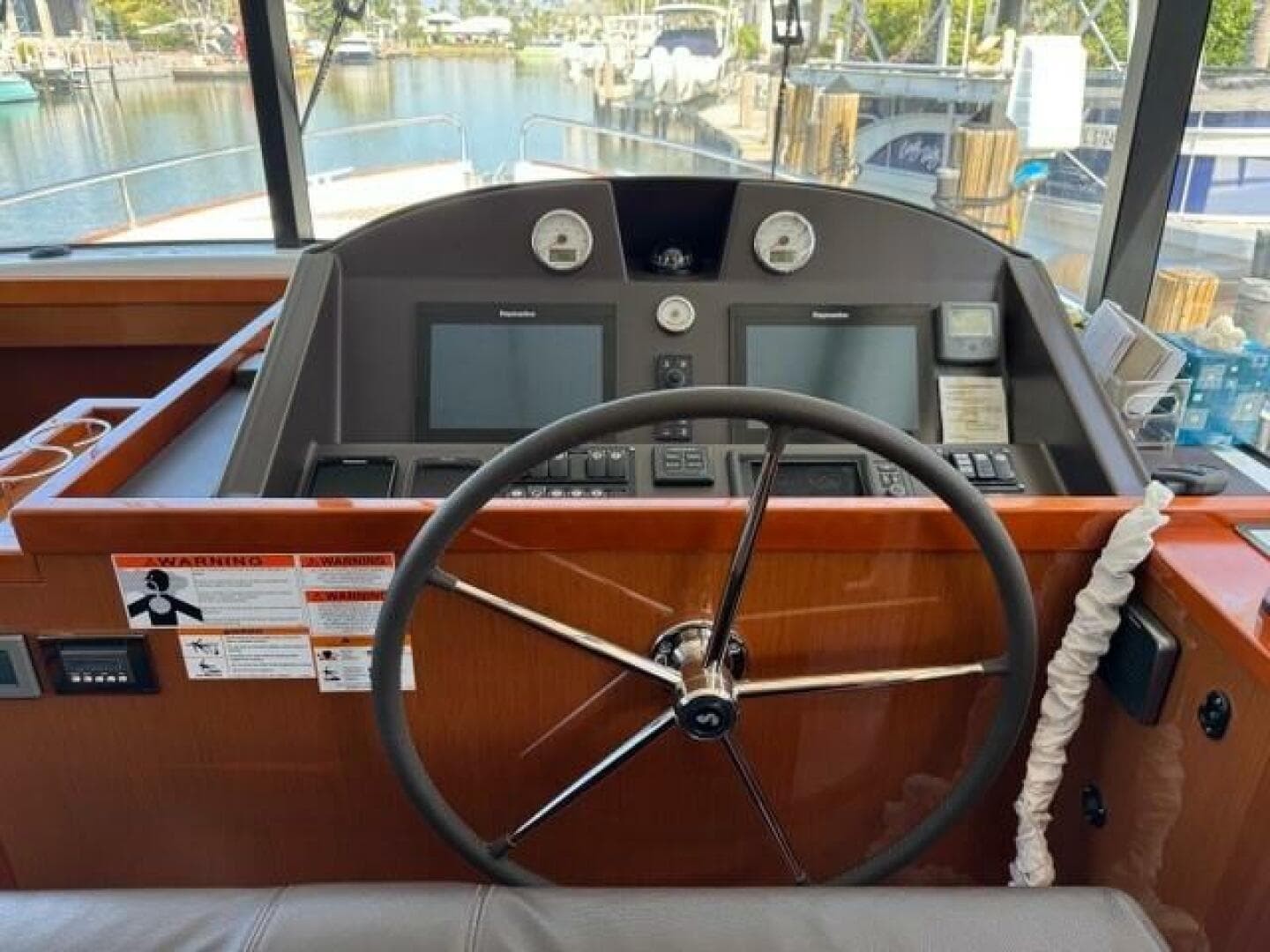 2017 Beneteau Swift Trawler 50 — photo 42