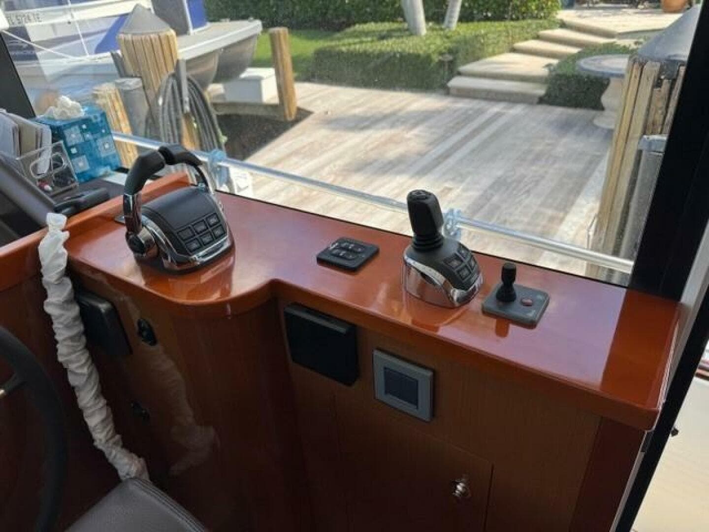 2017 Beneteau Swift Trawler 50 — photo 43