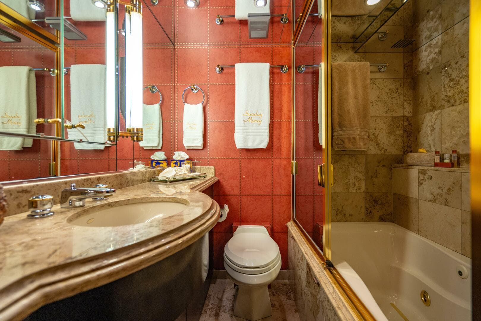 2001 Hatteras 100 — photo 65