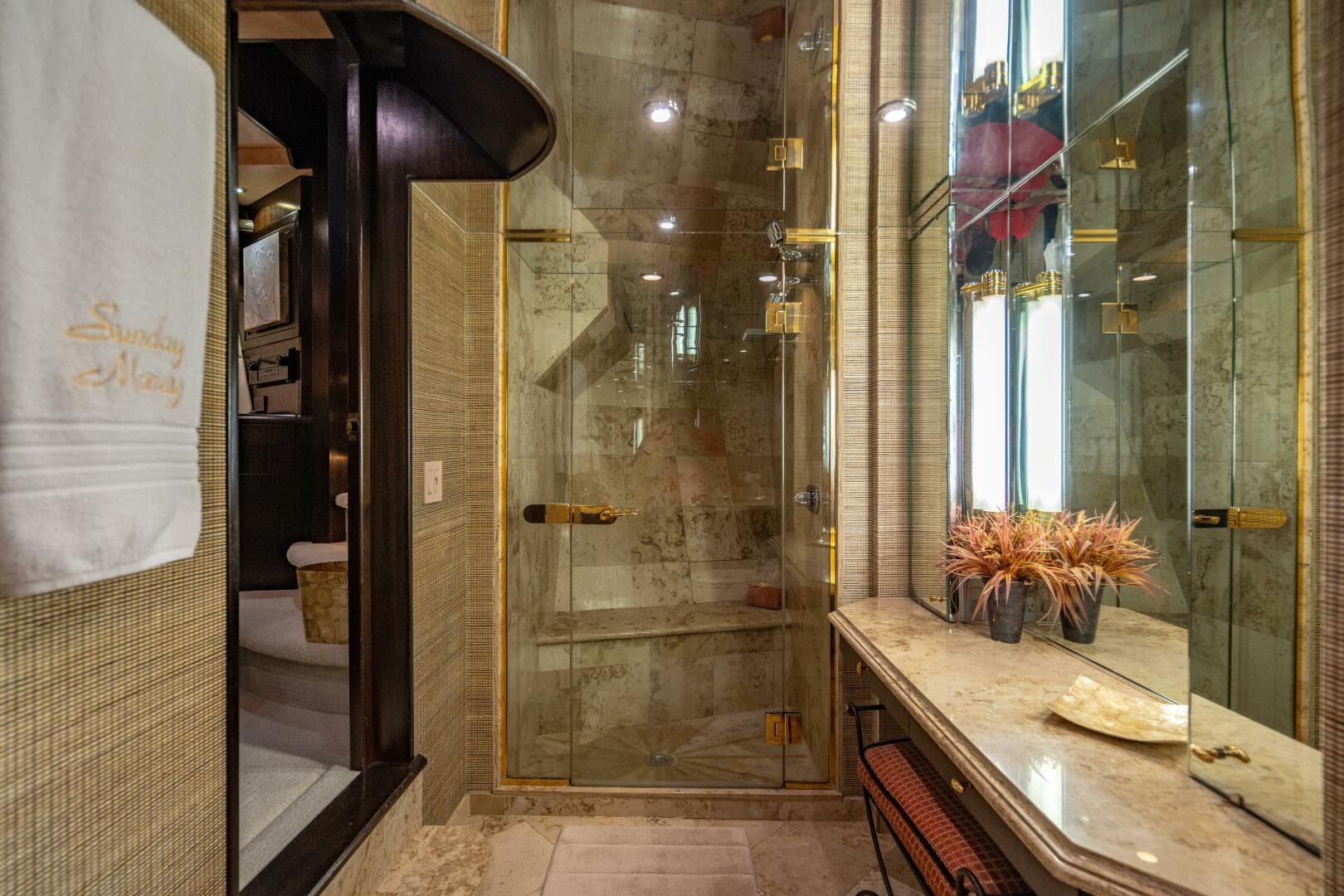 2001 Hatteras 100 — photo 42