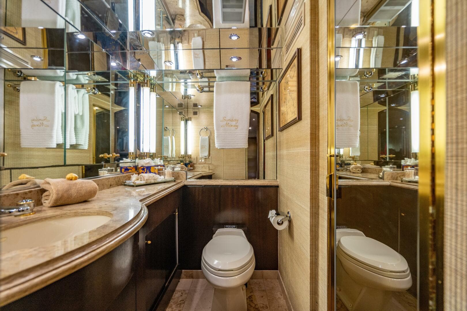 2001 Hatteras 100 — photo 61