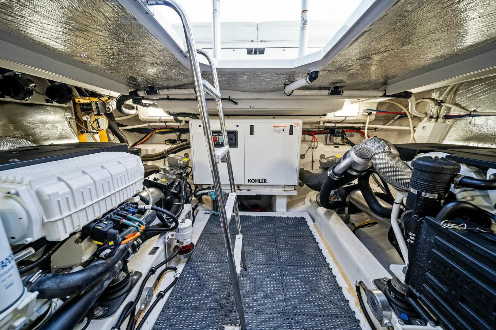 2019 Cruisers Yachts 45 Cantius — photo 59