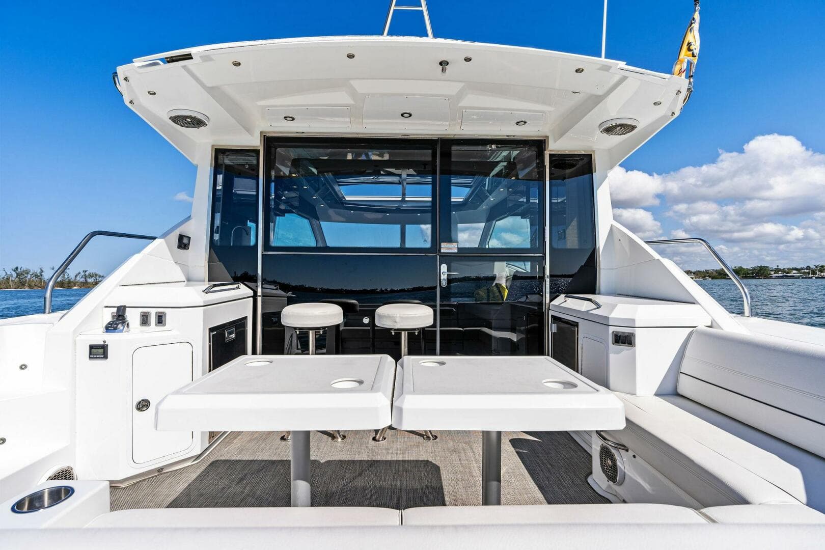 2019 Cruisers Yachts 45 Cantius — photo 26