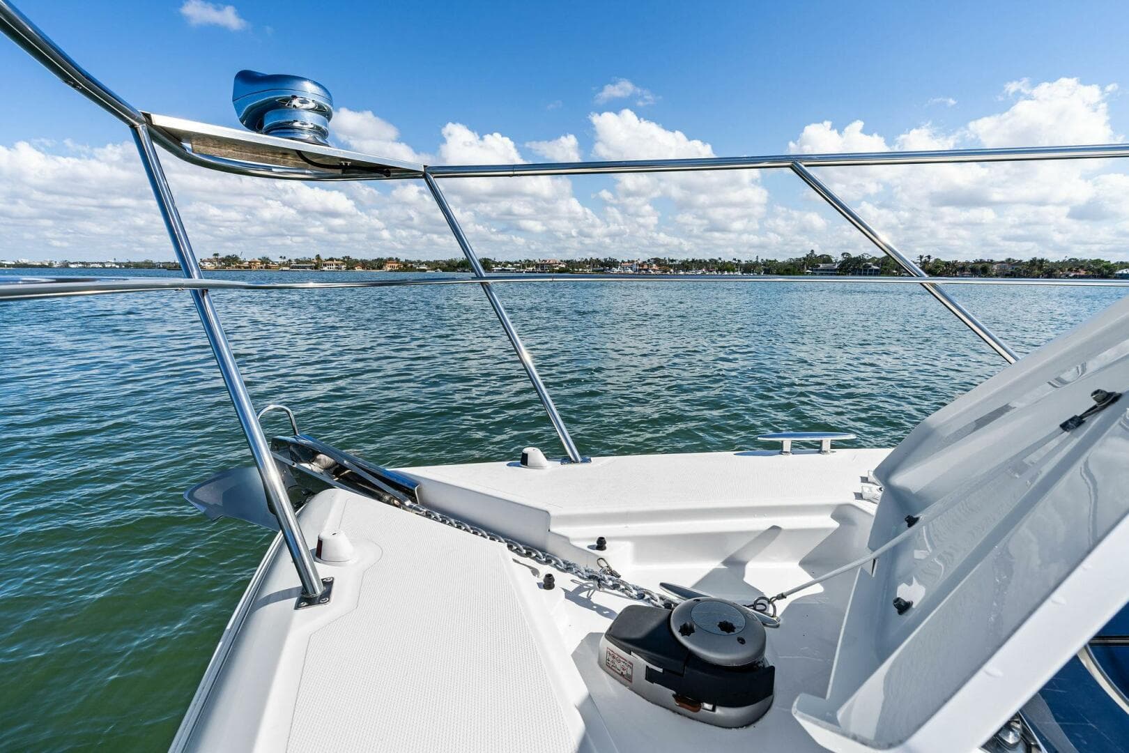 2019 Cruisers Yachts 45 Cantius — photo 9