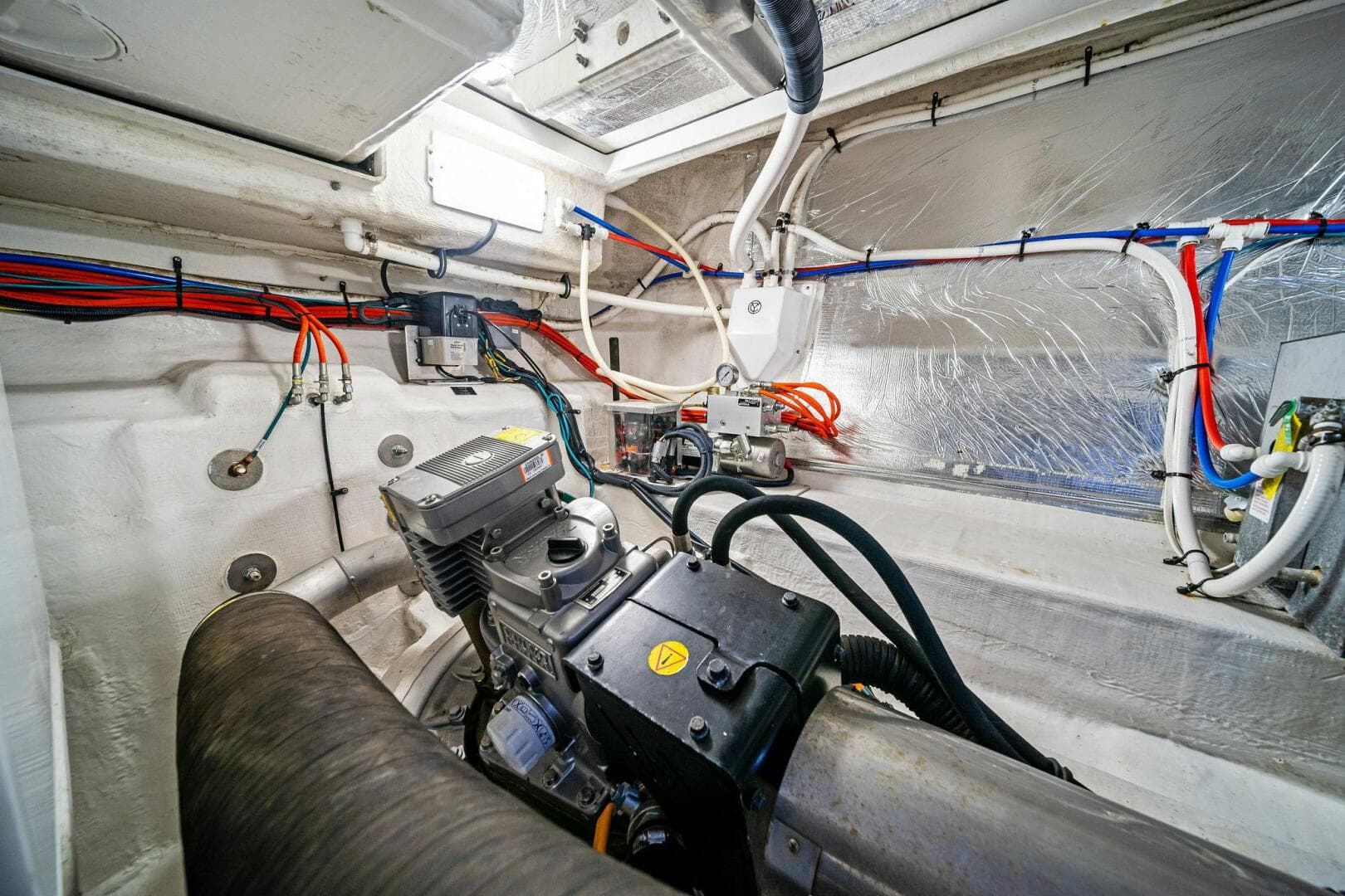 2019 Cruisers Yachts 45 Cantius — photo 58