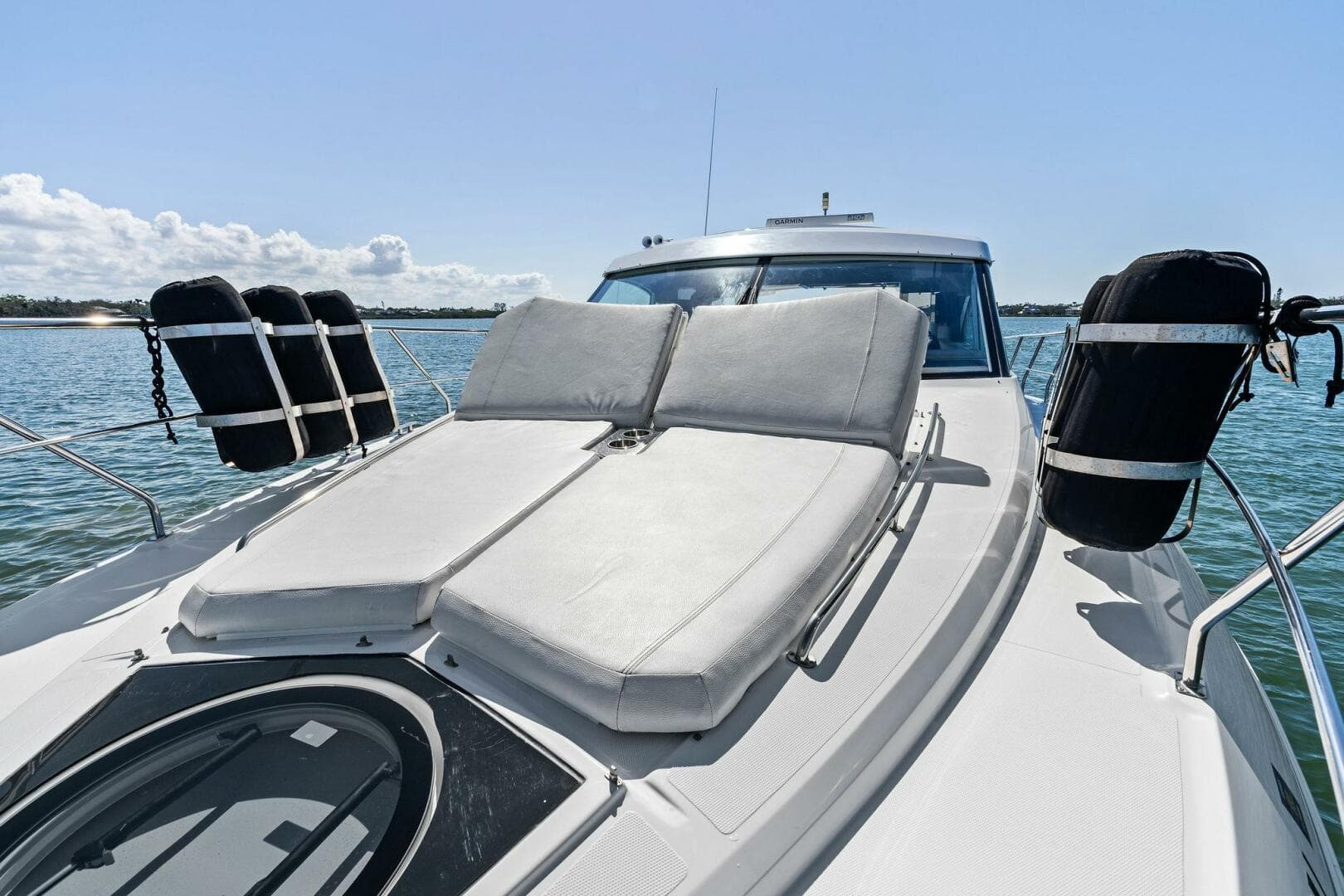 2019 Cruisers Yachts 45 Cantius — photo 6
