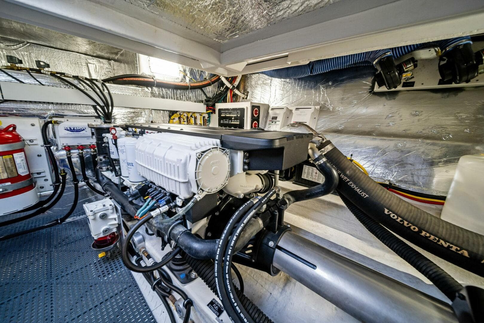 2019 Cruisers Yachts 45 Cantius — photo 62